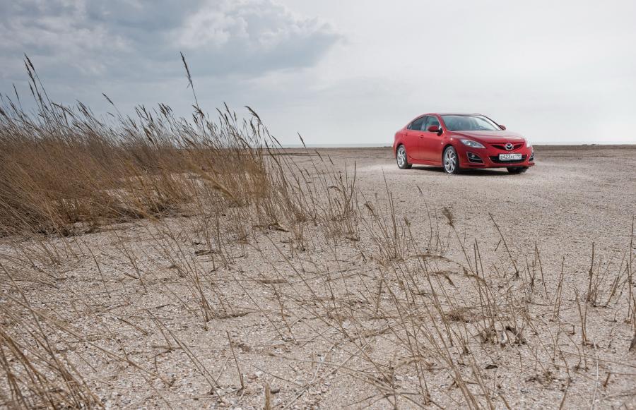  Mazda6 2011 года  (фото 47 из 113)